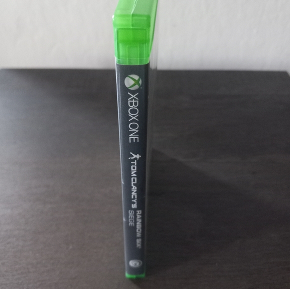 2015 Tom Clancy's Rainbow Six Siege For Xbox One Complete - Picture 5 of 8